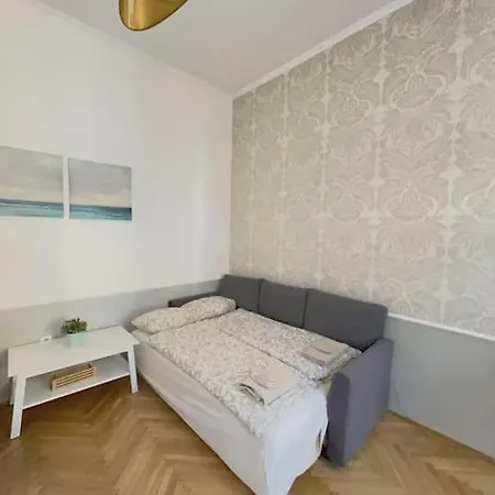 Quiet In Center Appartamento Budapest