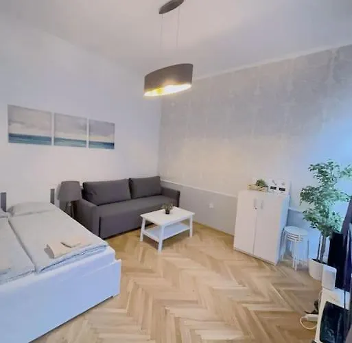 شقة Quiet In Center *